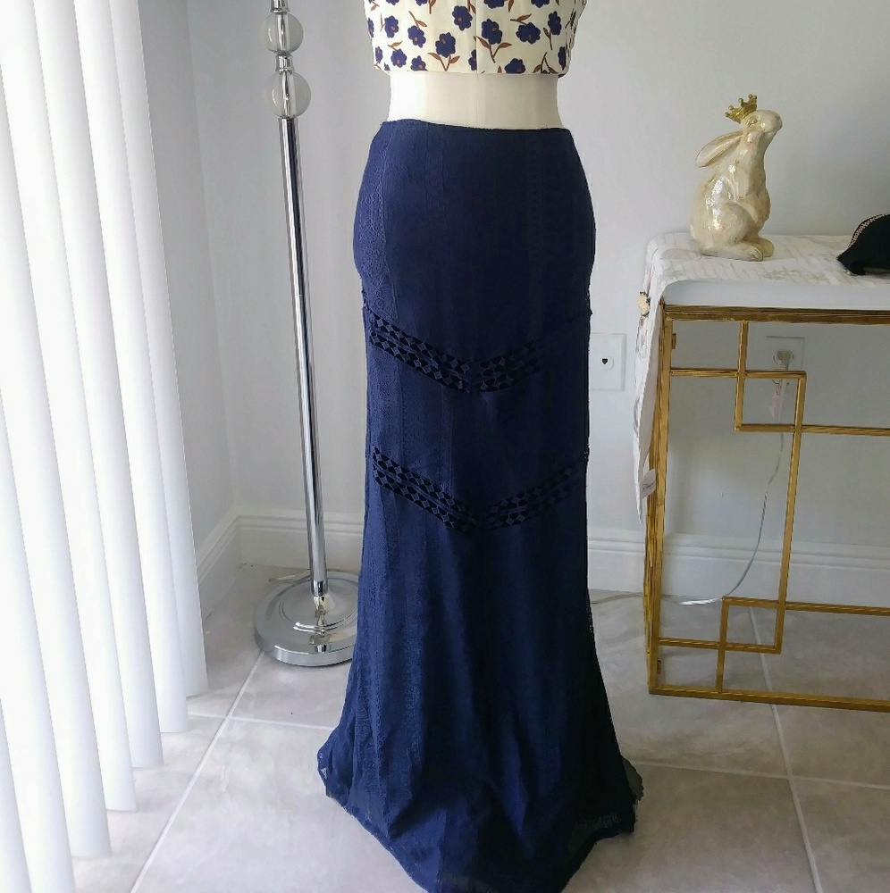 Long Skirt